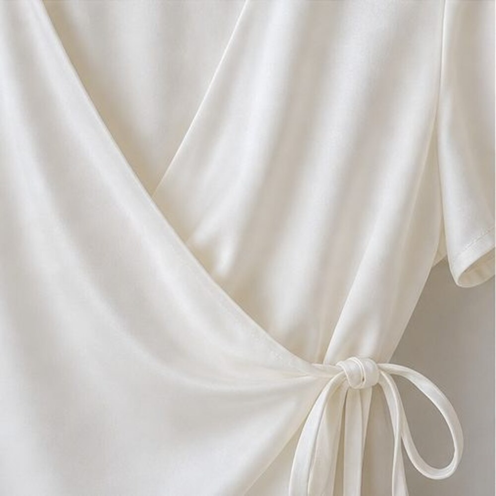 Emerald Ruffle Blouse - Picture 4 of 6